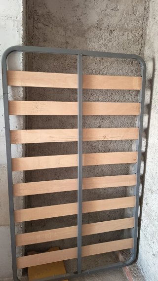 Somier 1.05m Metal y Madera