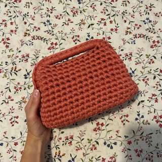 Borsa uncinetto fatta a mano rosa corallo
