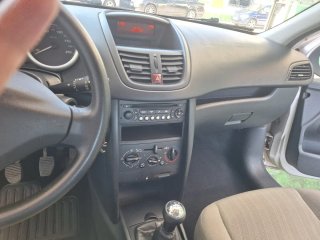 Peugeot 207 2007