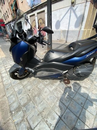 Yamaha Xmax 400 Maxi Scooter