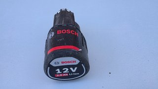 Tijera Bosch GUS 12V-300 con batería y L-Boxx