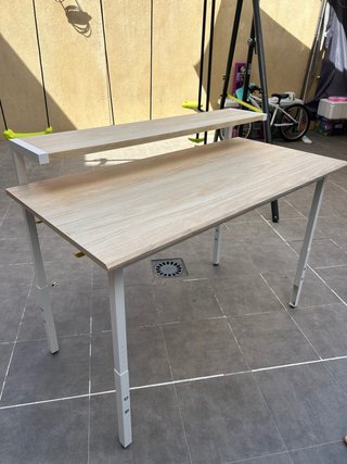 Escritorio Ikea Madera y Metal
