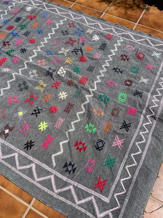 Alfombra tribal grandes dimensiones