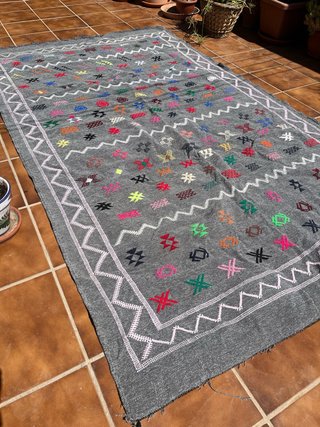 Alfombra tribal grandes dimensiones