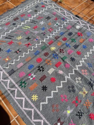 Alfombra tribal grandes dimensiones