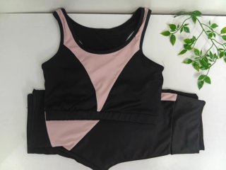 Conjunto deportivo top y leggings