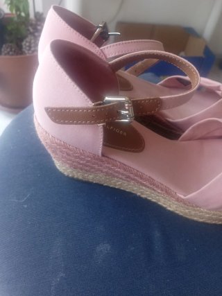 Sandalias cuña Tommy Hilfiger rosas