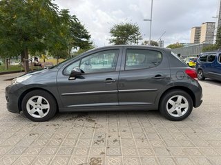 Peugeot 207 2012
