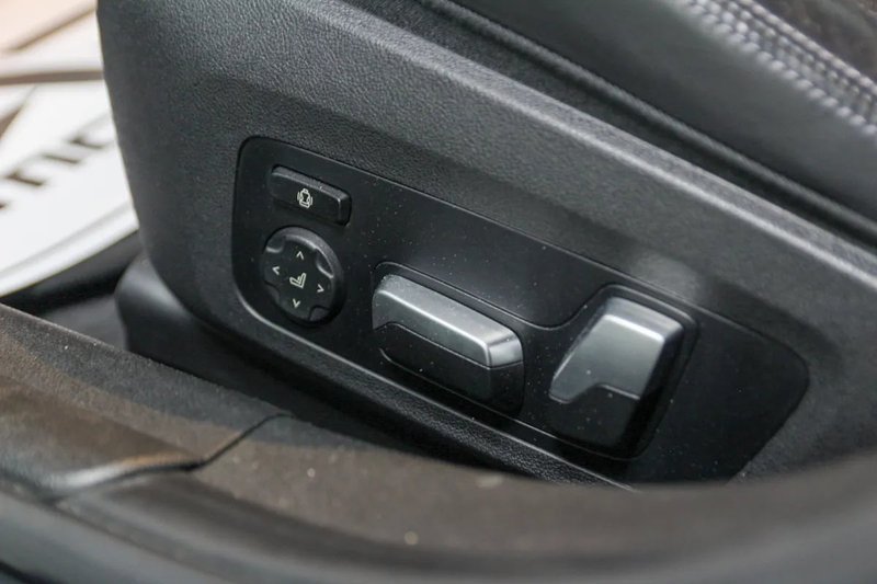 BMW Serie 3 2021, foto 29
