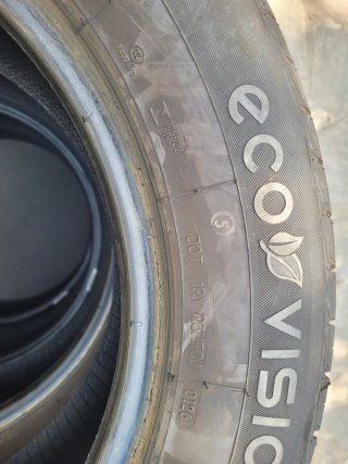 Neumáticos Ovation EcoVision 215/60R16