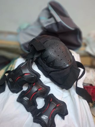 Protecciones para patinar (rodilleras y coderas)