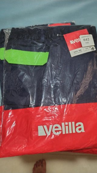 Pantalón de uniforme azul marino