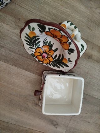 Caja decorativa gramófono floral