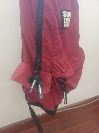 Mochila Superdry Roja