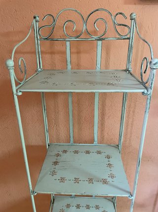 Estantería beige plegable