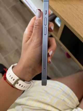 iPhone 14 Argento 99% Batteria