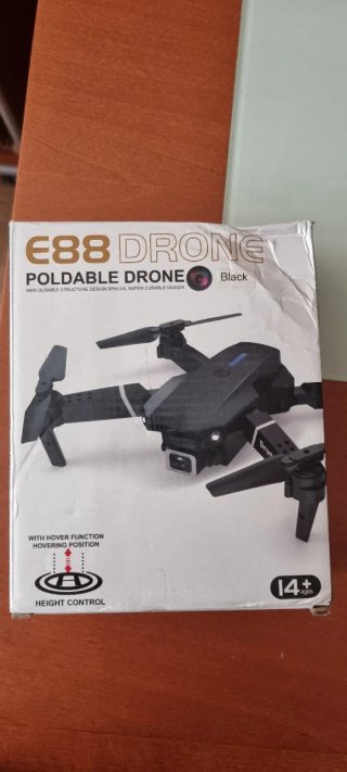 Dron E88 Plegable Negro