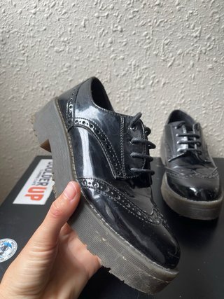 Zapato Oxford Charol Plataforma Brogue