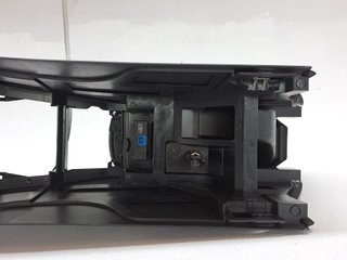 CONSOLA CENTRAL RENAULT LAGUNA COUPE 638300