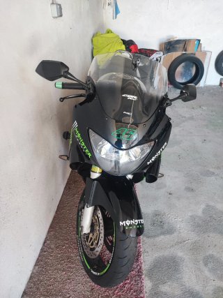 Honda CBR 600F Sportbike Negra/Verde
