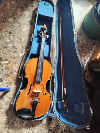 Violín 3/4 Stradivarius con funda y arco