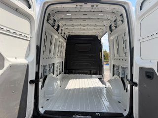 CRAFTER 2023 L4H3 2.0TDI