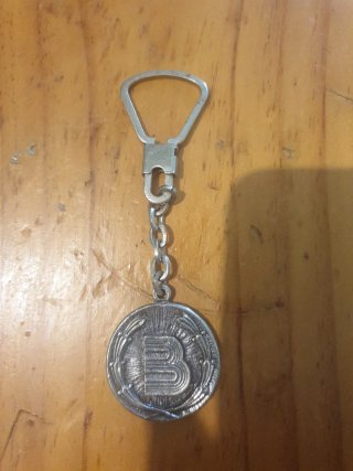 Llavero con moneda B