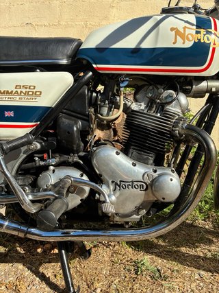 Norton Commando 850 Electric Start