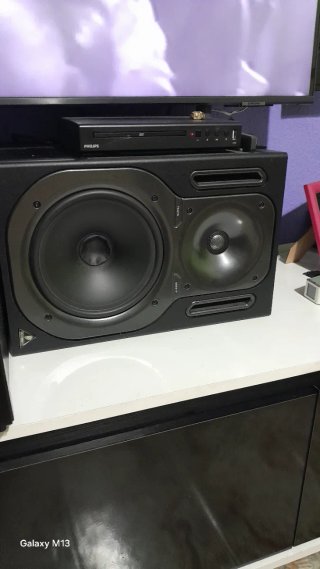Altavoces Behringer B2031P Negros