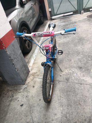 Bicicleta BMX BH California
