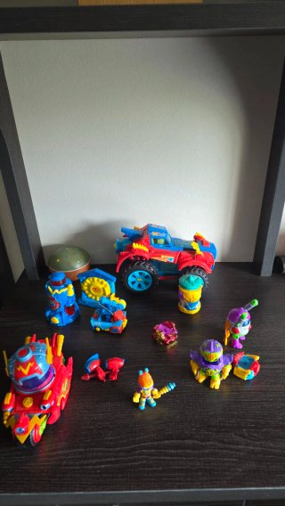 Superzings Playset