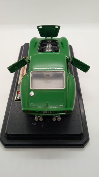 Bburago Ferrari 250 GTO (1962) 1:24 Verde