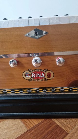 Harmonium Bina 9