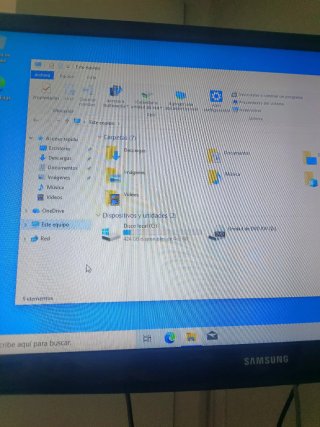 Torre Lenovo AMD A10-7800