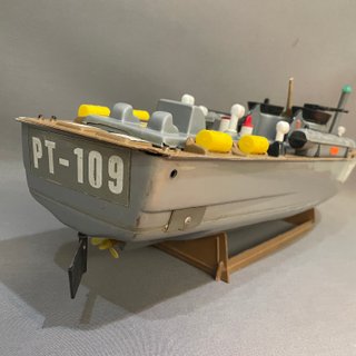 Barco de Juguete JEFE Saludes PT-109