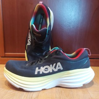Zapatillas Hoka Bondi 8 Negro/Amarillo