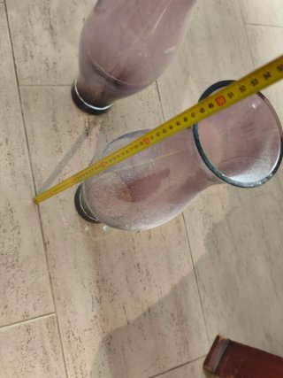 Jarrón de cristal morado