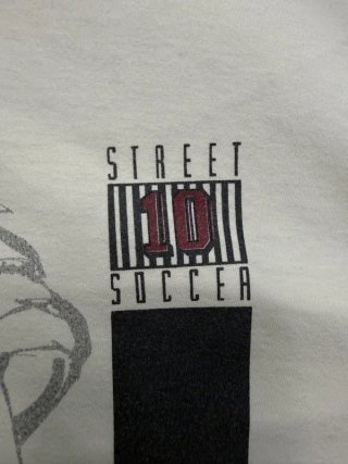 Puma Street Soccer 10 Football T-Shirt White Graphic Retro Vintage 90s Style Unisex 106