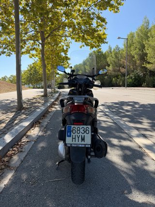 Honda SH300i Negra/Plata Maxi-Scooter