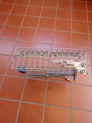 Cestas Lavavajillas Bosch NO TIENEN OXIDO