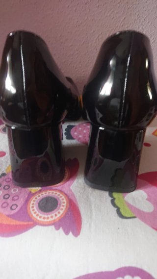 Zapatos charol negros talla 39