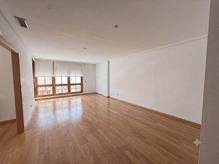 Dúplex en alquiler en Valdemarín en Madrid