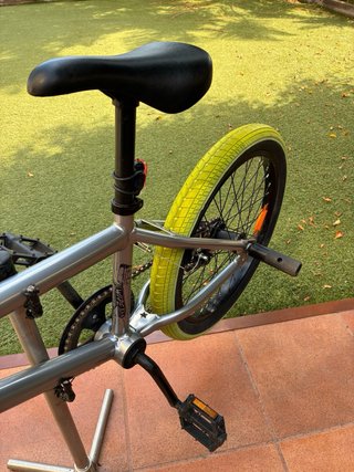 Bicicleta BMX Aluminio 20” 360º