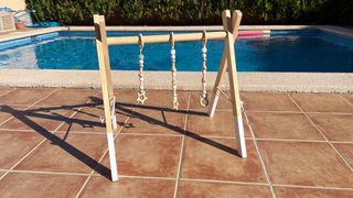 Gimnasio de madera para bebé