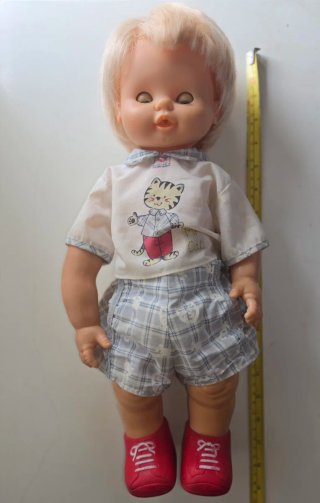 Muñeco antiguo meón Famosa juguete clasico