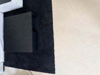 Mesa de centro y alfombra