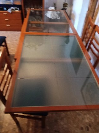 Mesa de comedor con 6 sillas