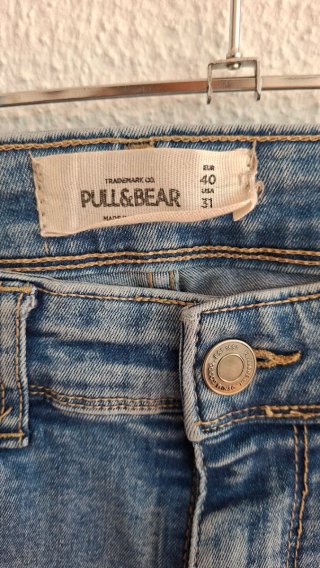 Pantalón vaquero Pull&Bear azul Talla M