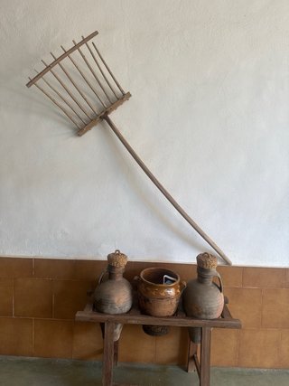 Rastrillo grande de madera