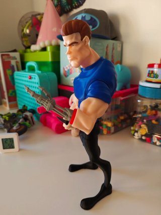 Figura Terminator T-800